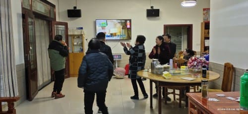 霭里人家柴火灶店