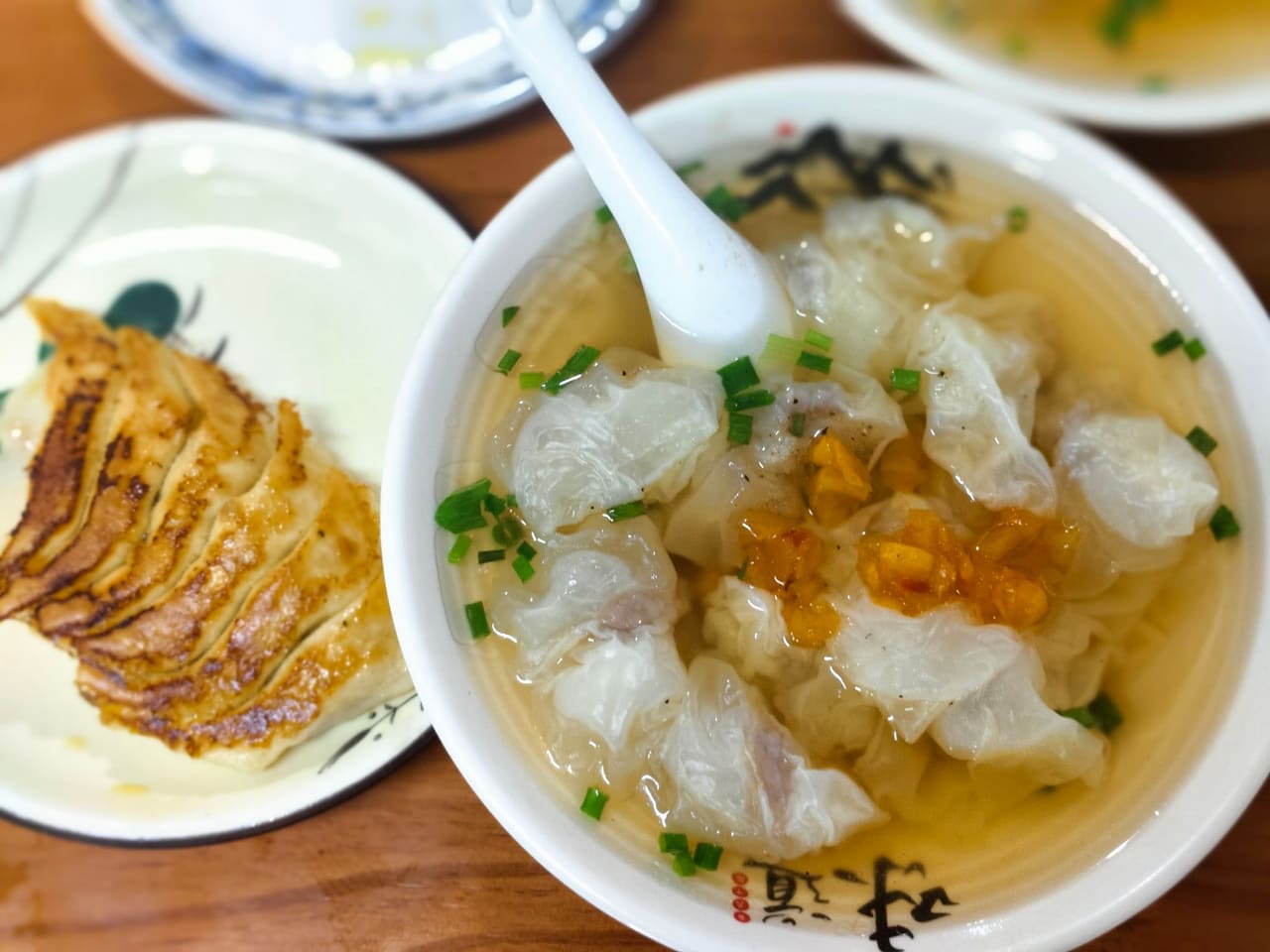 北门严记小吃(九华中路店)(暂停营业)
