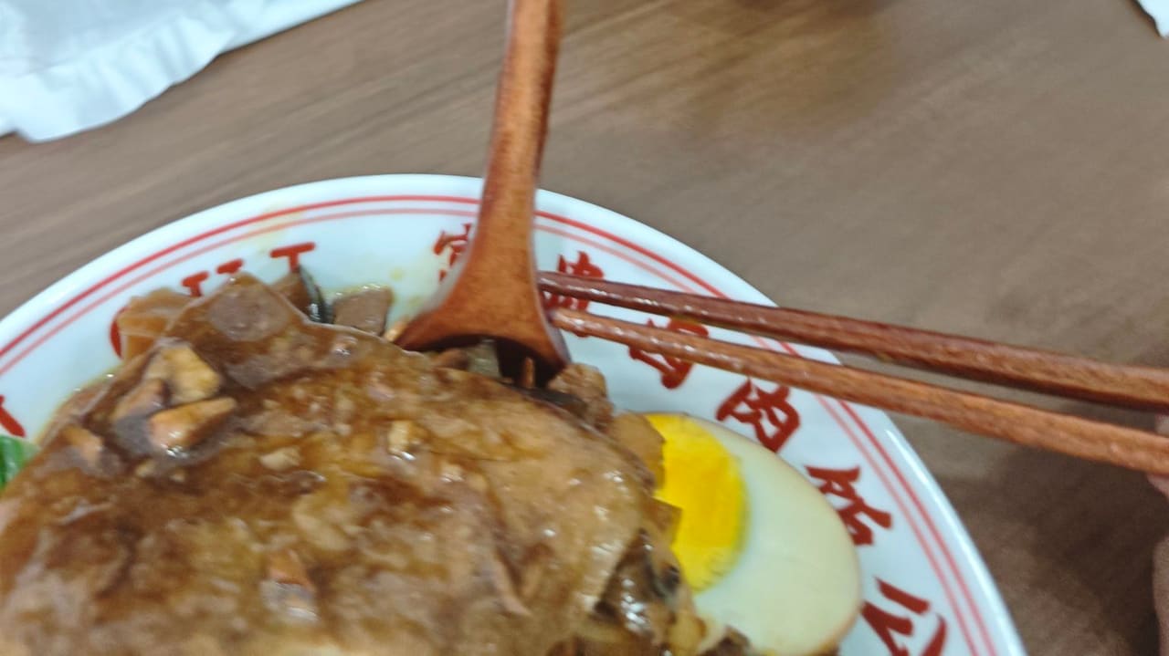 富贵卤肉饭