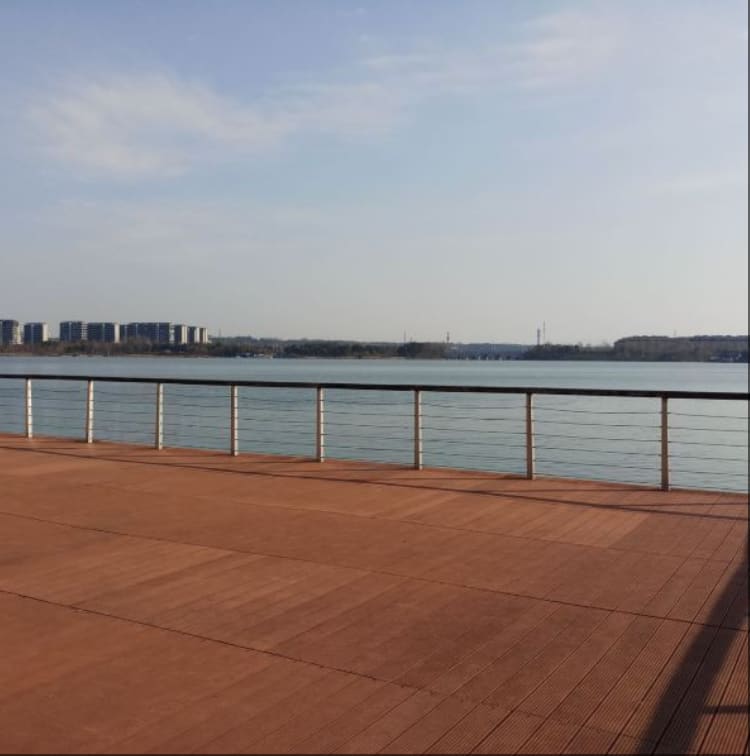 宛陵湖亲水平台