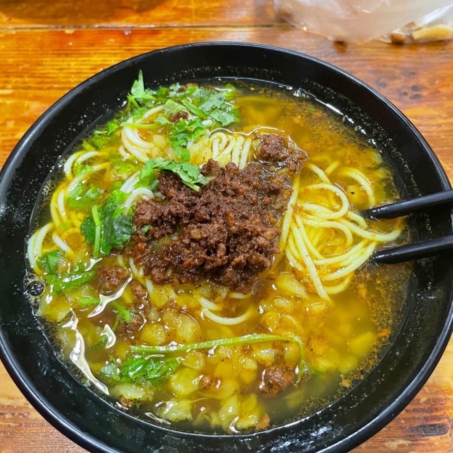 黄记米线