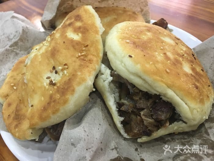 京东一绝西海子西园烧饼夹肉