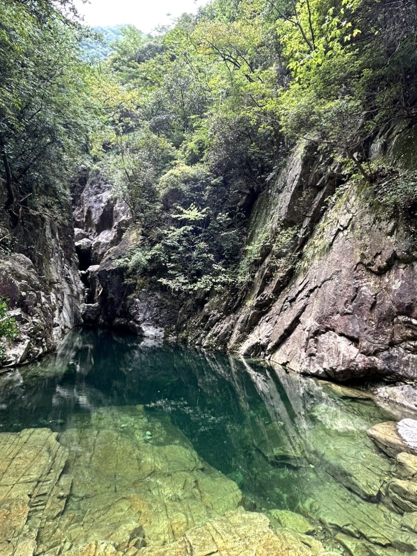 盛家源绿色农家院餐厅(黑龙潭清凉谷景区店)
