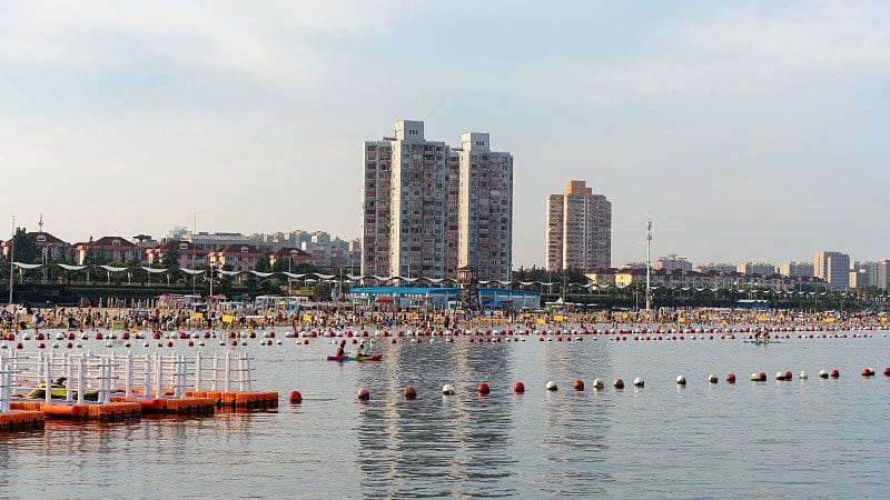 金山城市沙滩