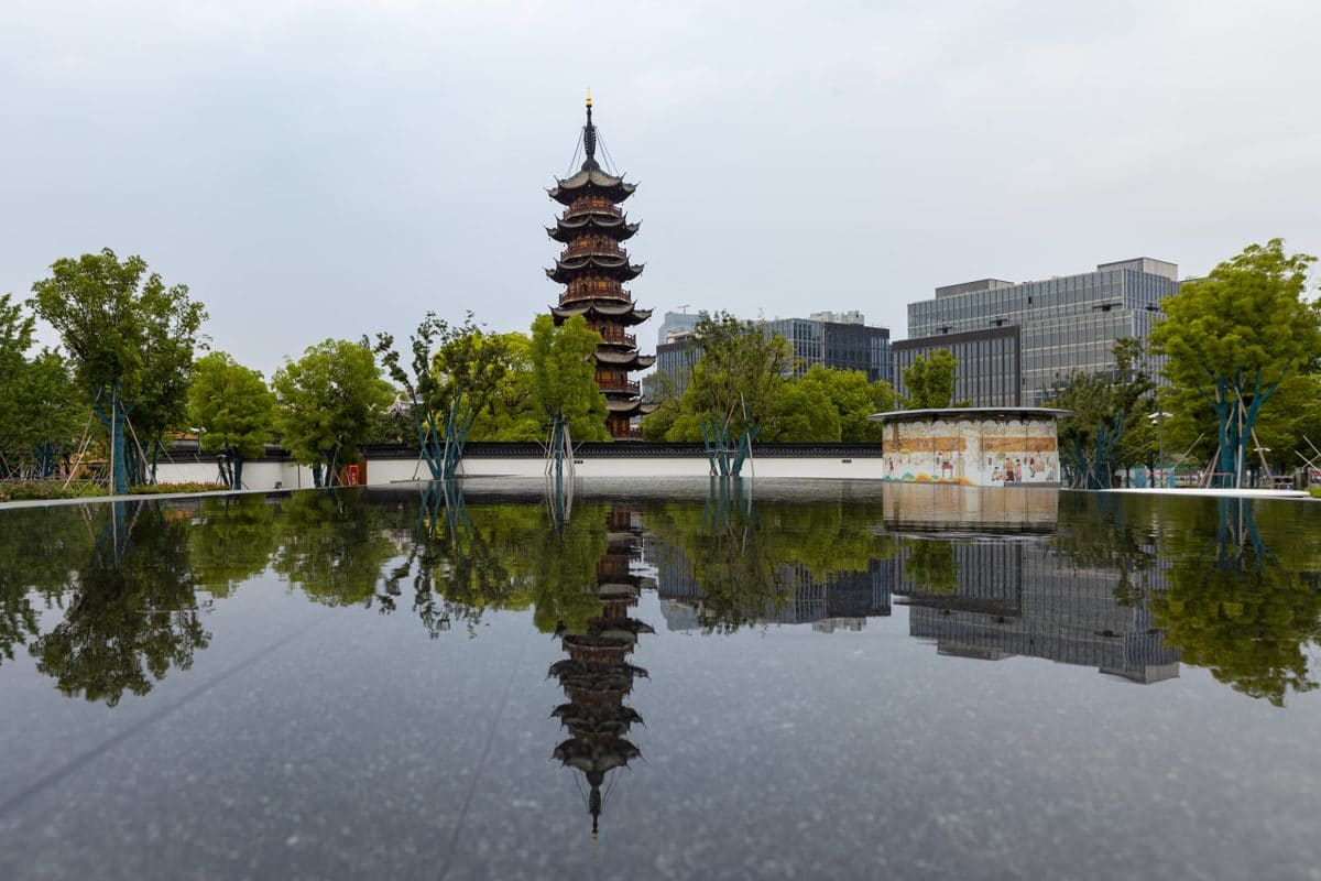 龙华寺
